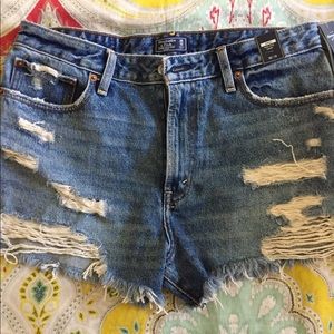 Abercrombie & Fitch Annie High Rise Short